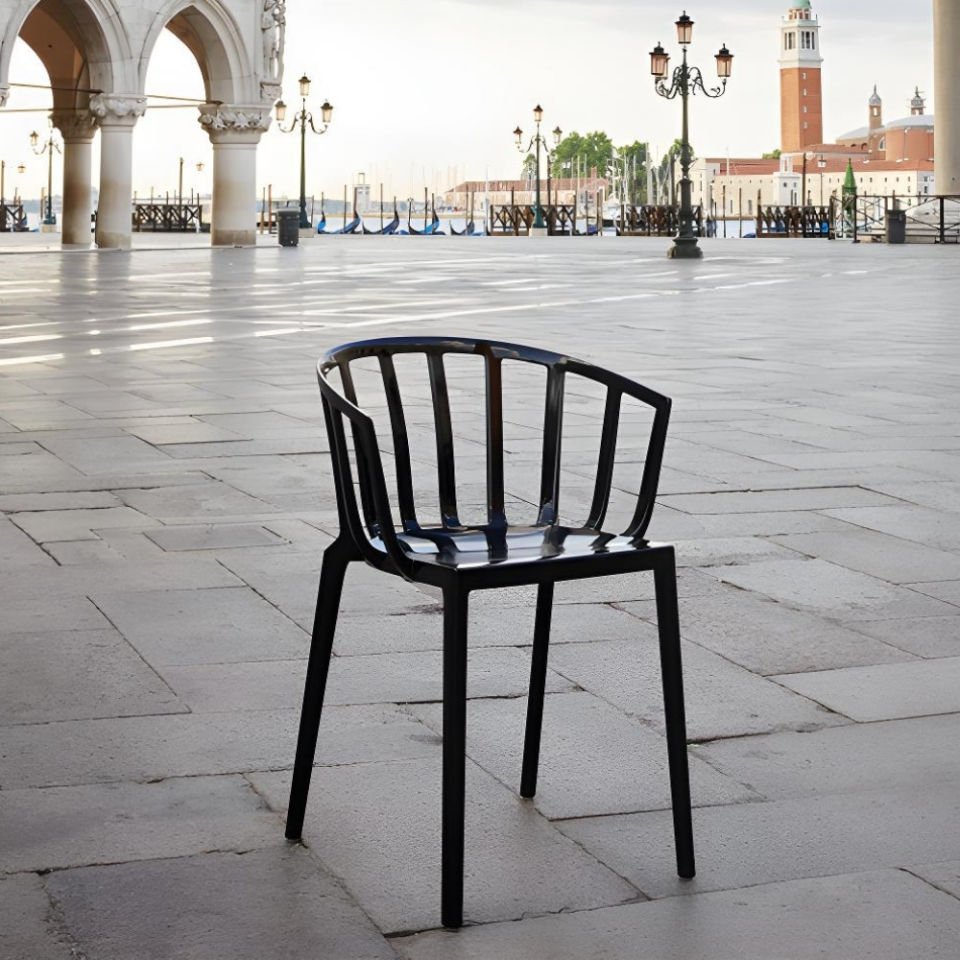 Kartell Venice Parlak Siyah Sandalye