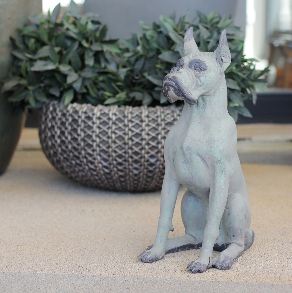 Dekoratif Köpek Heykeli