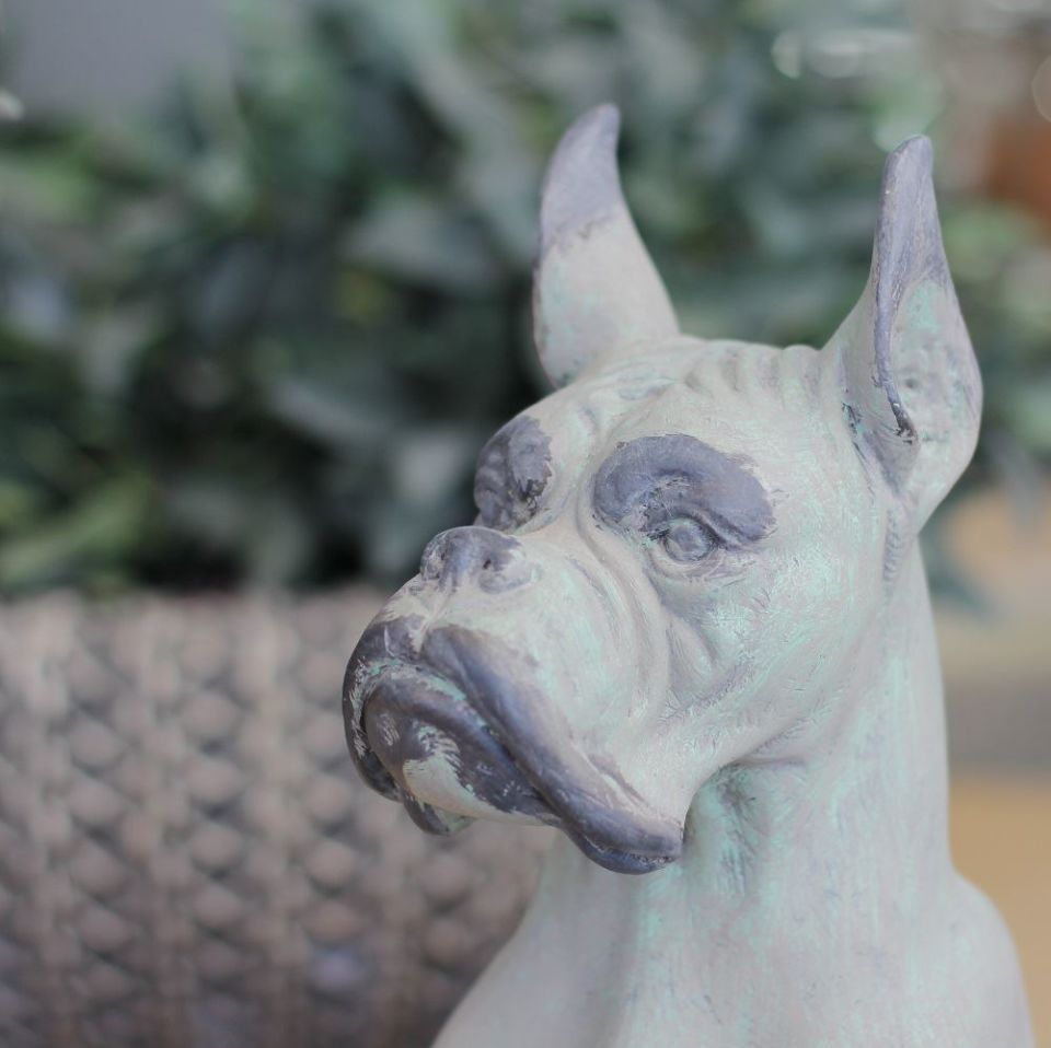 Dekoratif Köpek Heykeli