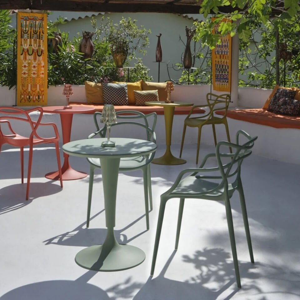 Kartell DR NA Yeşil Yuvarlak Masa