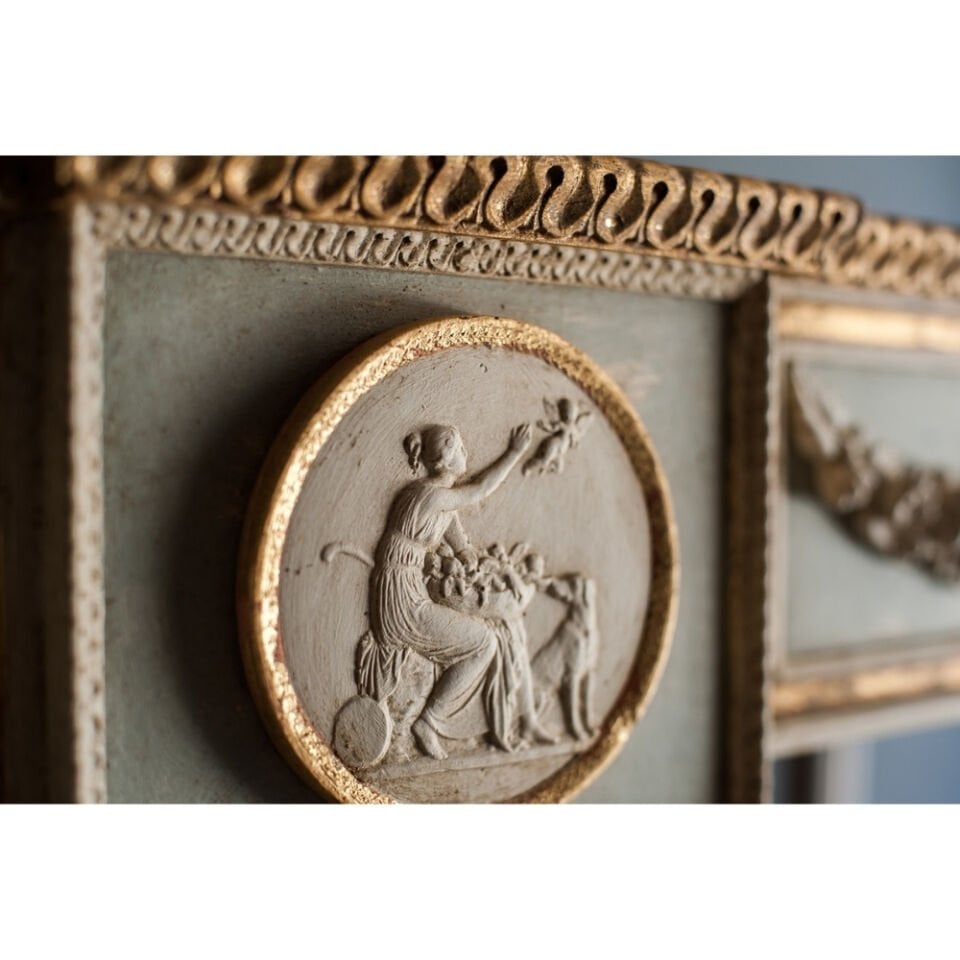 Elusio Louis XVI Dresuar