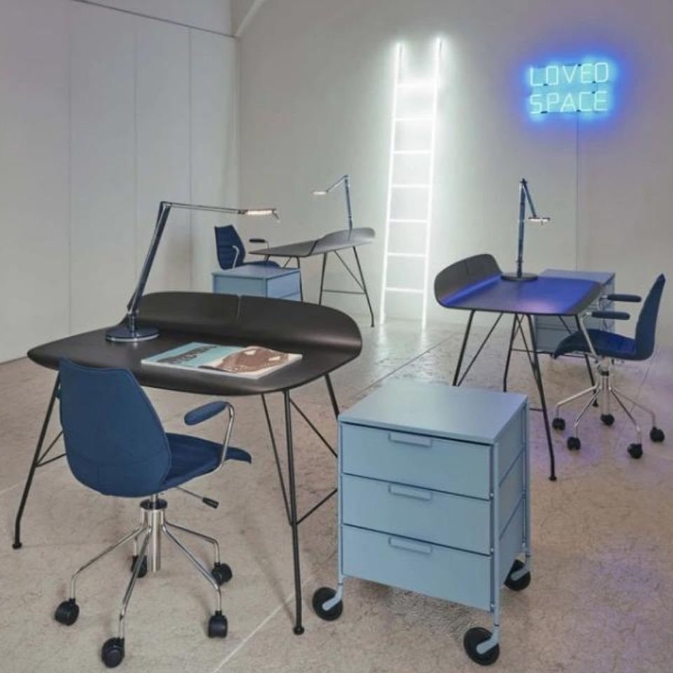 Kartell Earl Of Wood Siyah Çalışma Masası